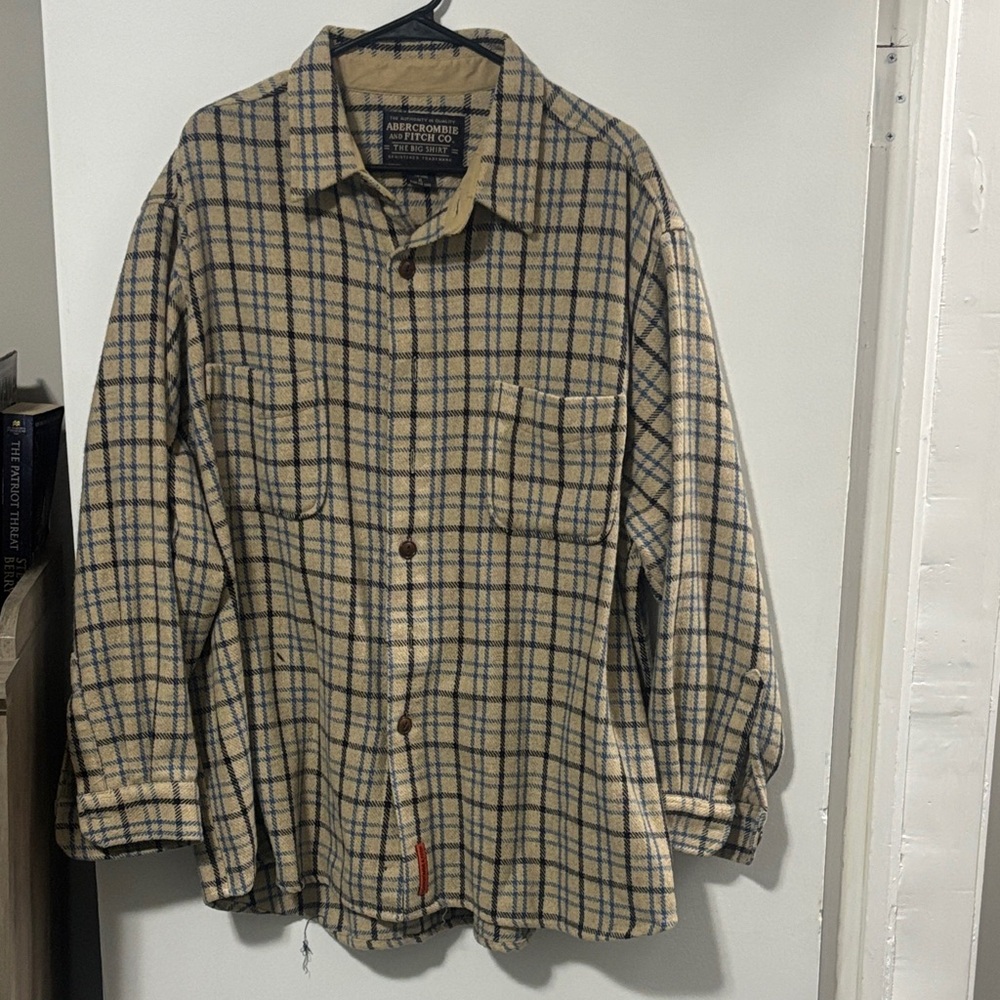 Abercrombie & Fitch Beige and Navy Plaid Shirt Jacket
